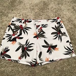 Liz Claiborne Classic Shorts - Size 10